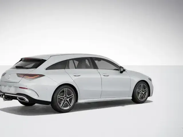 Mercedes-Benz CLA 200