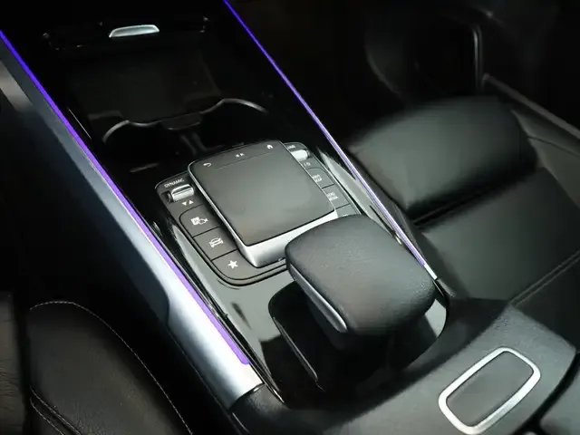 Mercedes-Benz GLB 250