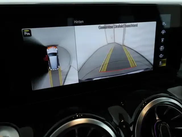 Mercedes-Benz GLB 250