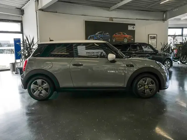 MINI Cooper SE