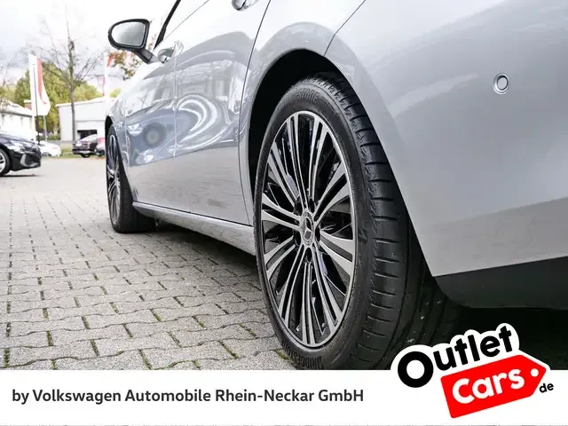 Mercedes-Benz Sonstige