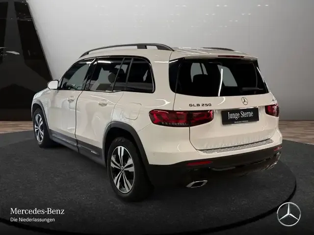 Mercedes-Benz GLB 250
