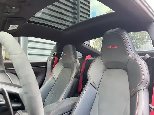 Porsche 992
