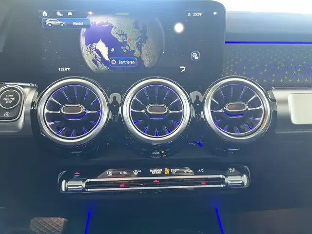 Mercedes-Benz GLB 200