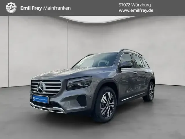 Mercedes-Benz GLB 200