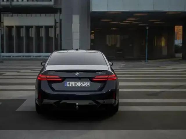 BMW 550