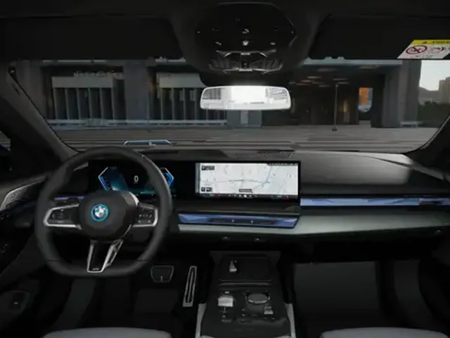 BMW 550