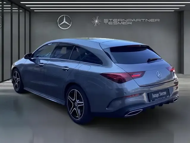 Mercedes-Benz CLA 200