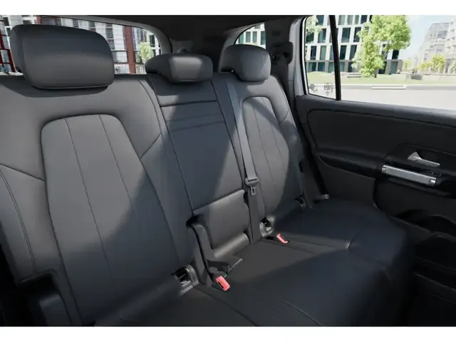 Mercedes-Benz EQB 250