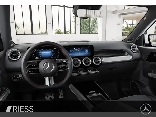Mercedes-Benz GLB 220