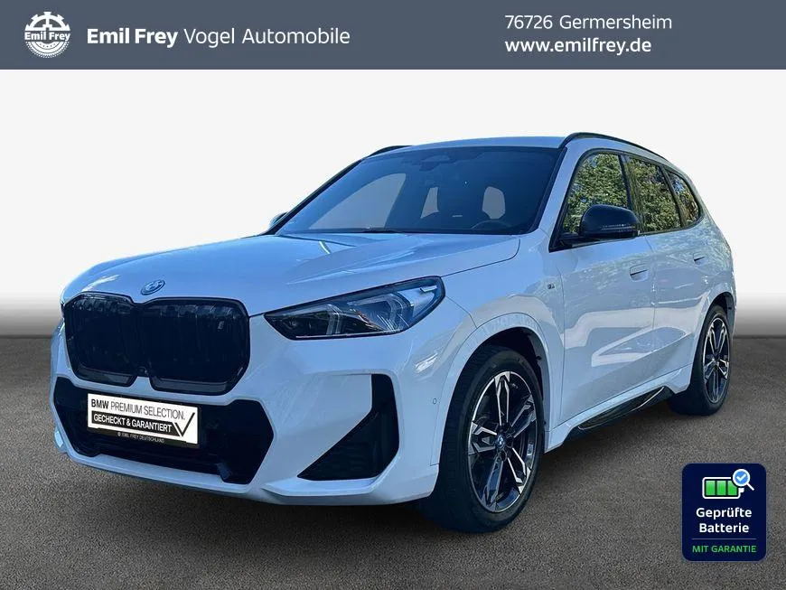 BMW iX1