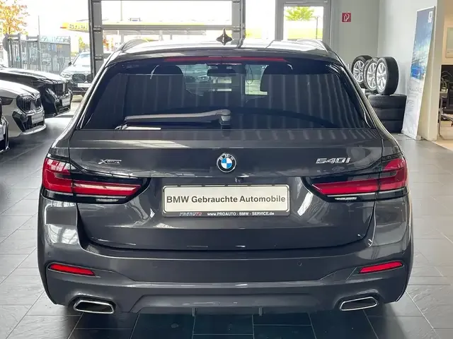 BMW 540