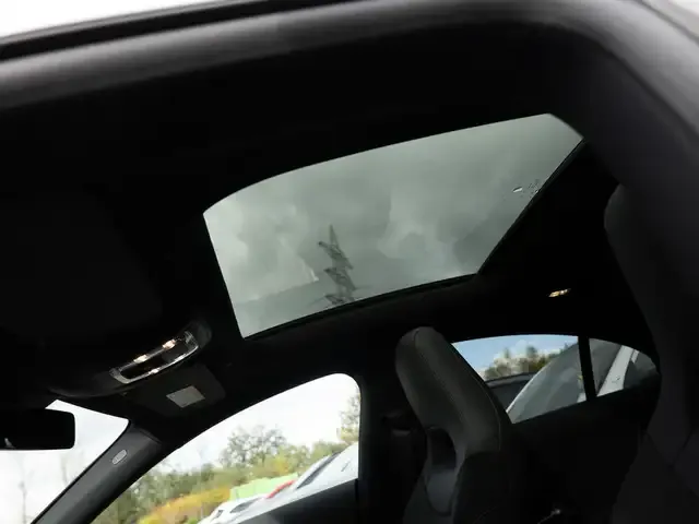 Mercedes-Benz CLA 220