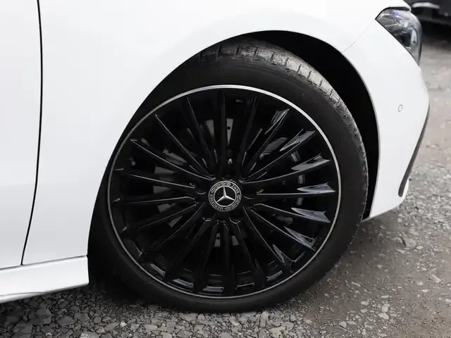 Mercedes-Benz CLA 220