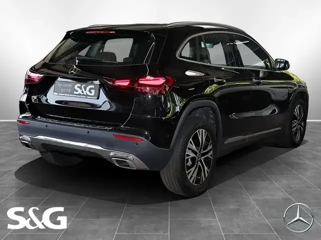 Mercedes-Benz GLA 180