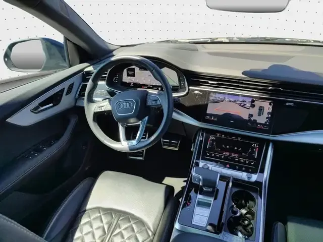 Audi SQ8