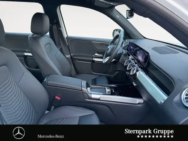 Mercedes-Benz EQB 300