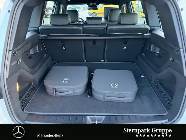 Mercedes-Benz EQB 300