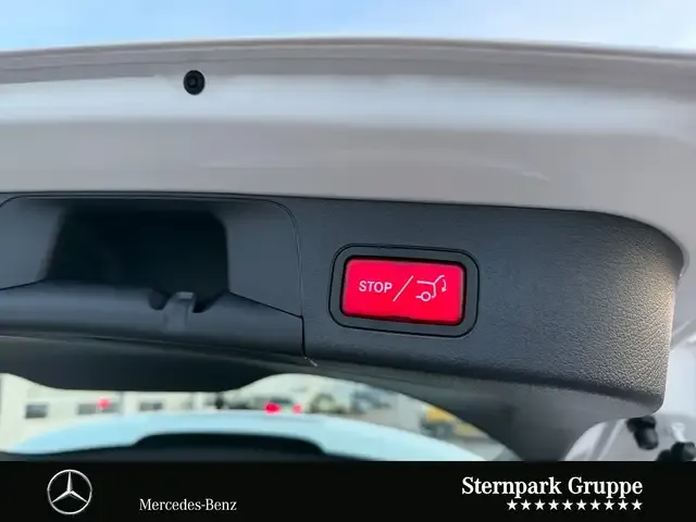 Mercedes-Benz EQB 300