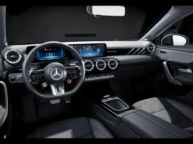 Mercedes-Benz A 35 AMG