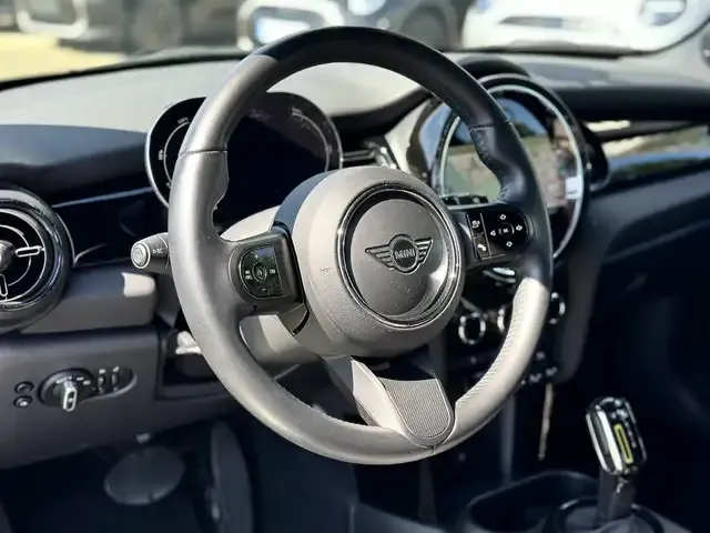 MINI Cooper SE