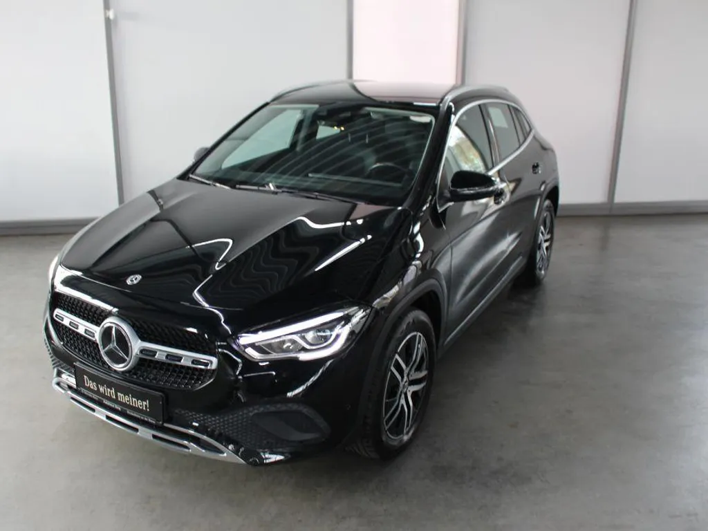 Mercedes-Benz GLA 200
