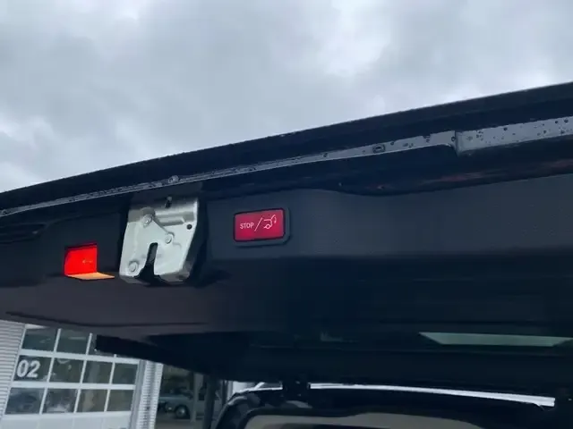 Mercedes-Benz V 220
