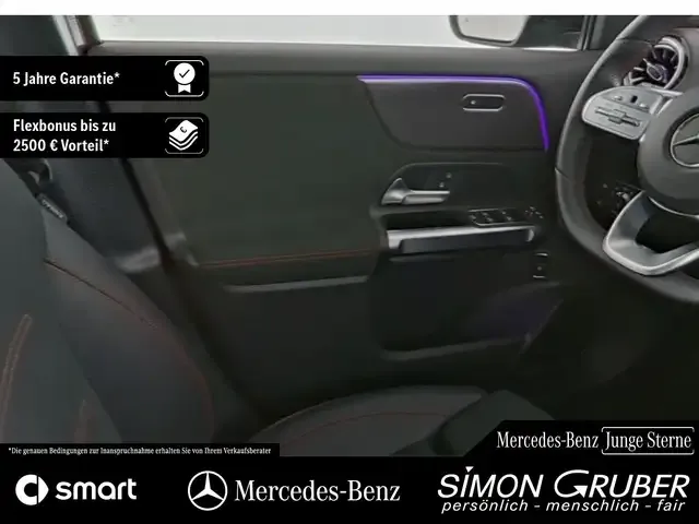 Mercedes-Benz EQB 300