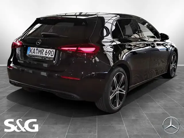 Mercedes-Benz A 200