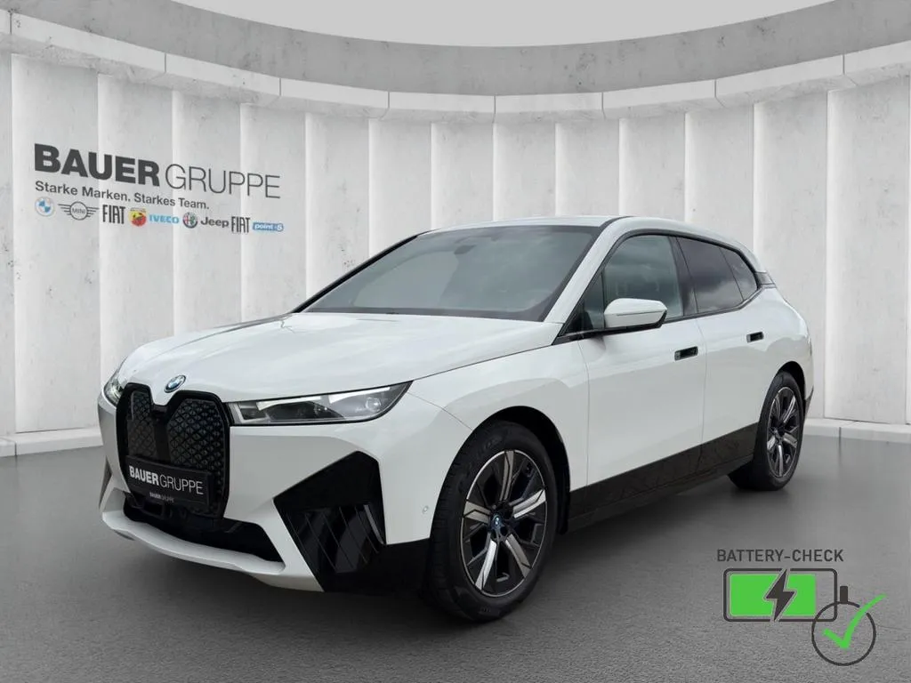 BMW iX