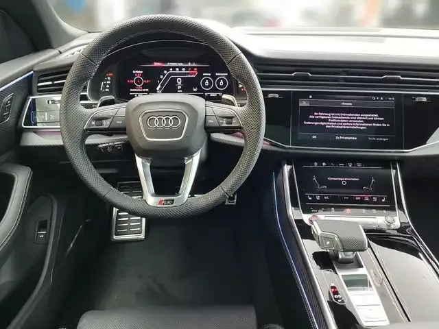 Audi RS Q8
