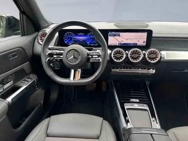 Mercedes-Benz EQB 300