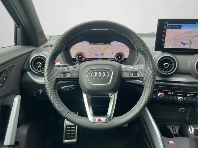 Audi SQ2