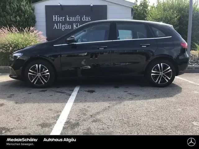 Mercedes-Benz B 250