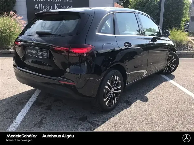 Mercedes-Benz B 250