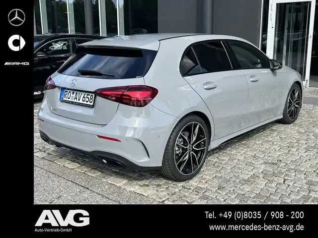 Mercedes-Benz A 200
