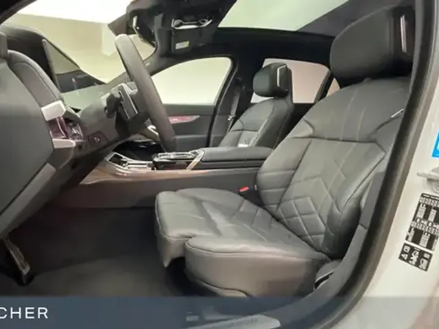 BMW 740
