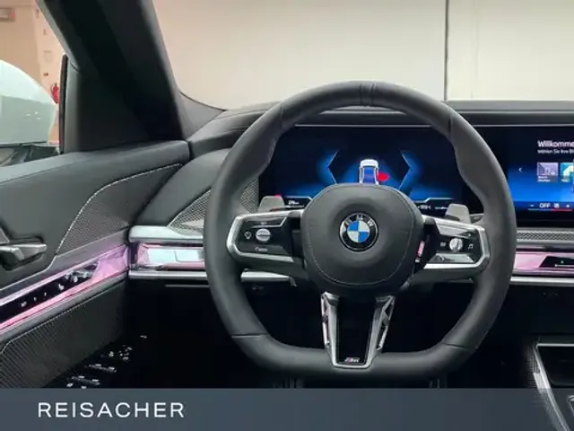 BMW 740