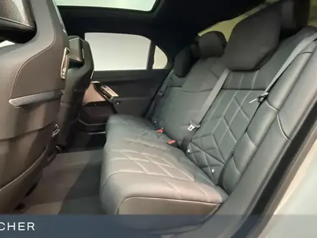 BMW 740
