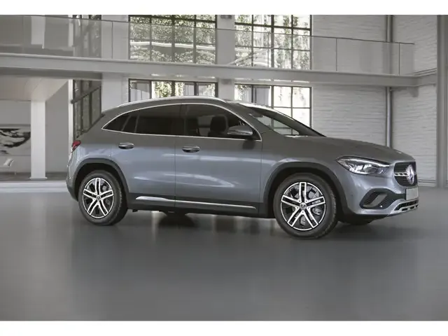 Mercedes-Benz GLA 200