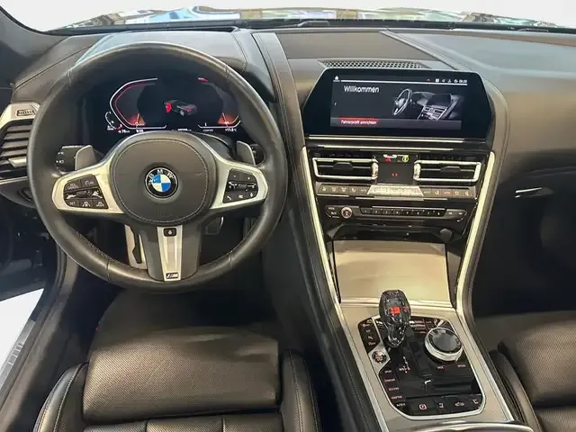 BMW 840