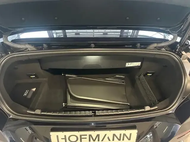 BMW 840