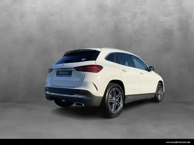 Mercedes-Benz GLA 200