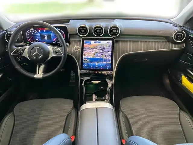 Mercedes-Benz C 220