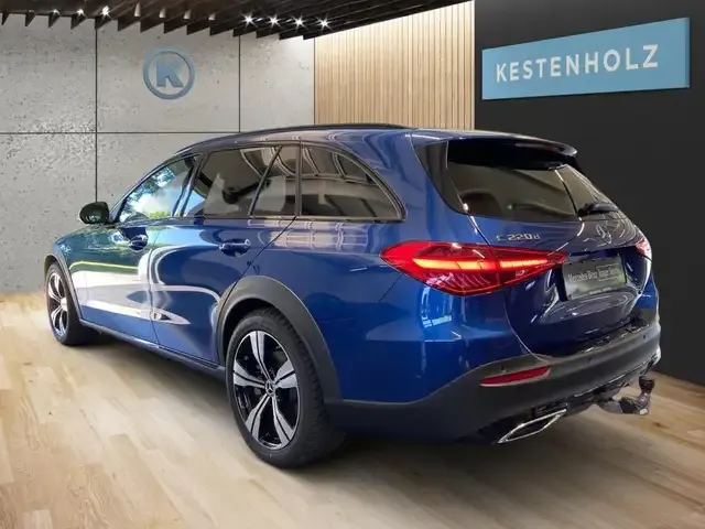 Mercedes-Benz C 220