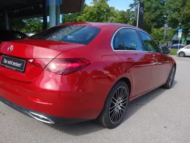 Mercedes-Benz C 200