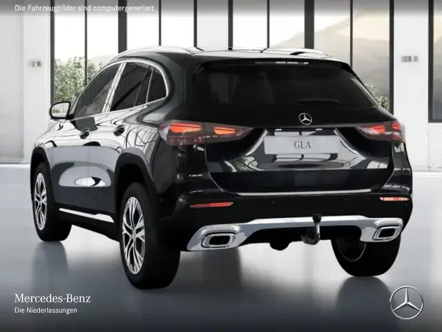 Mercedes-Benz GLA 220