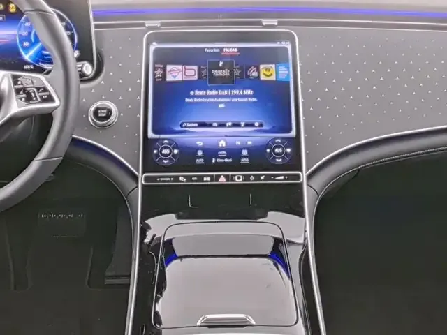 Mercedes-Benz EQE 350