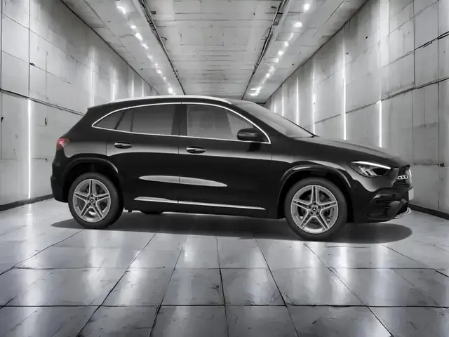Mercedes-Benz GLA 220