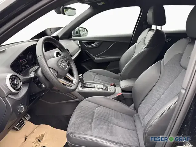 Audi SQ2